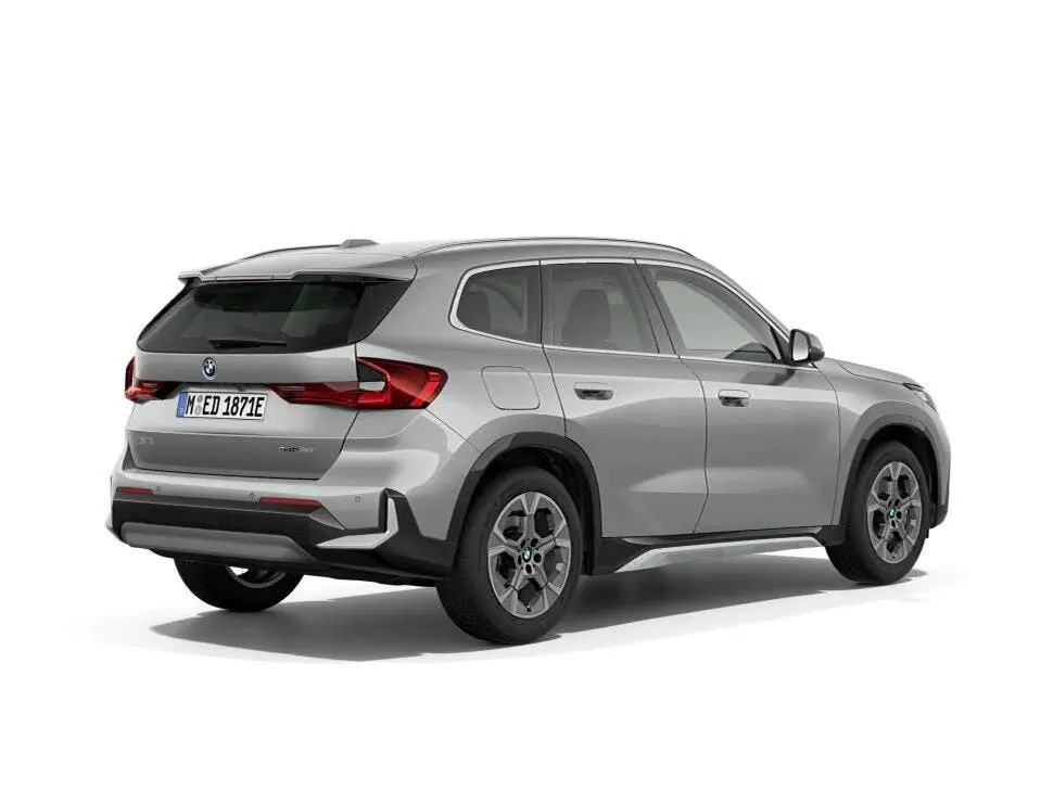 BMW iX1 eDrive20 uit 2026, foto 2