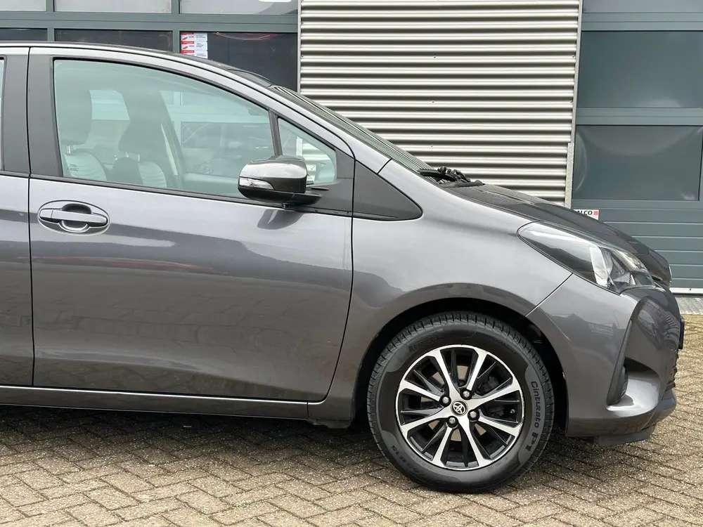 Toyota Yaris 1.0 VVT-i Connect | Camera | Navi | CarPlay | N uit 2019, foto 20