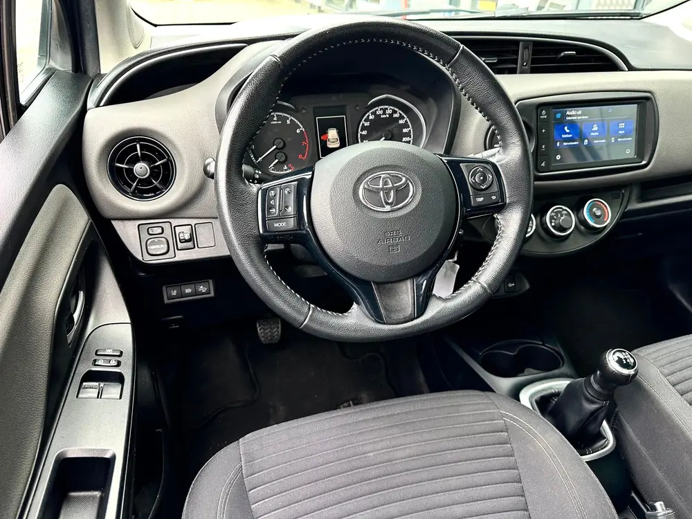 Toyota Yaris 1.0 VVT-i Connect | Camera | Navi | CarPlay | N uit 2019, foto 5