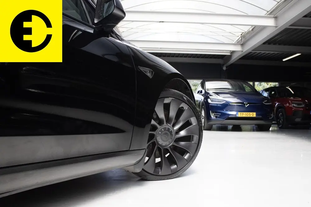 Tesla Model 3 Performance AWD 75 kWh uit 2021, foto 13