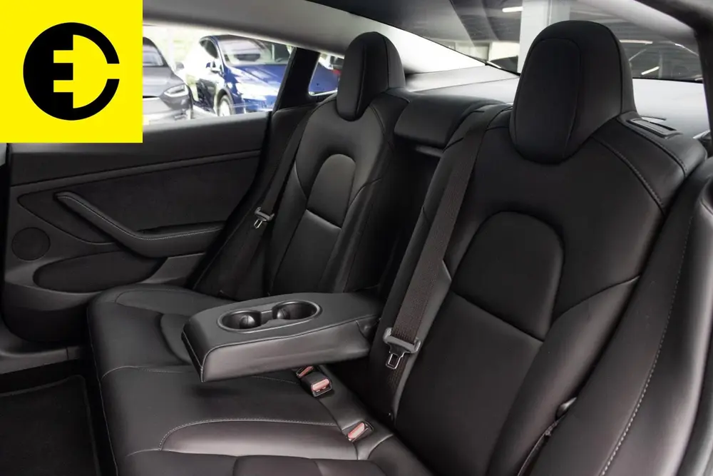 Tesla Model 3 Performance AWD 75 kWh uit 2021, foto 6