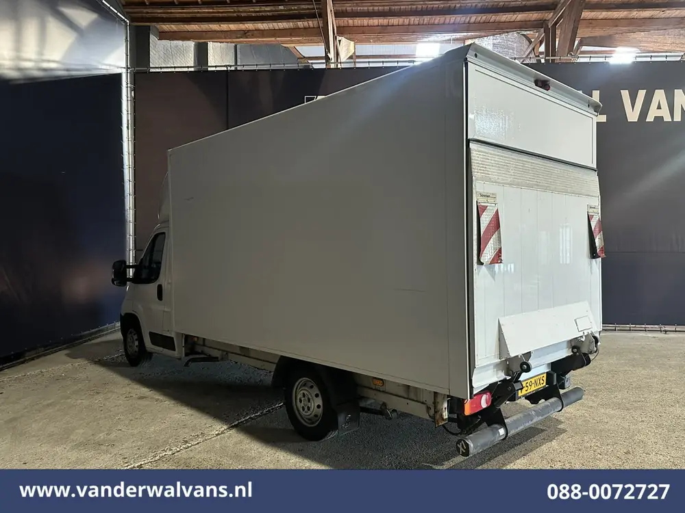 Peugeot Boxer 2.2 BlueHDi 141pk Bakwagen 428cm Lang Laadklep uit 2022, foto 8