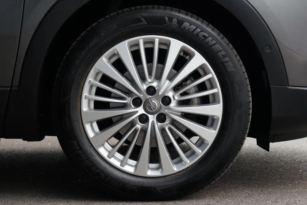 Opel Grandland X 1.2 Turbo Innovation uit 2019, foto 3