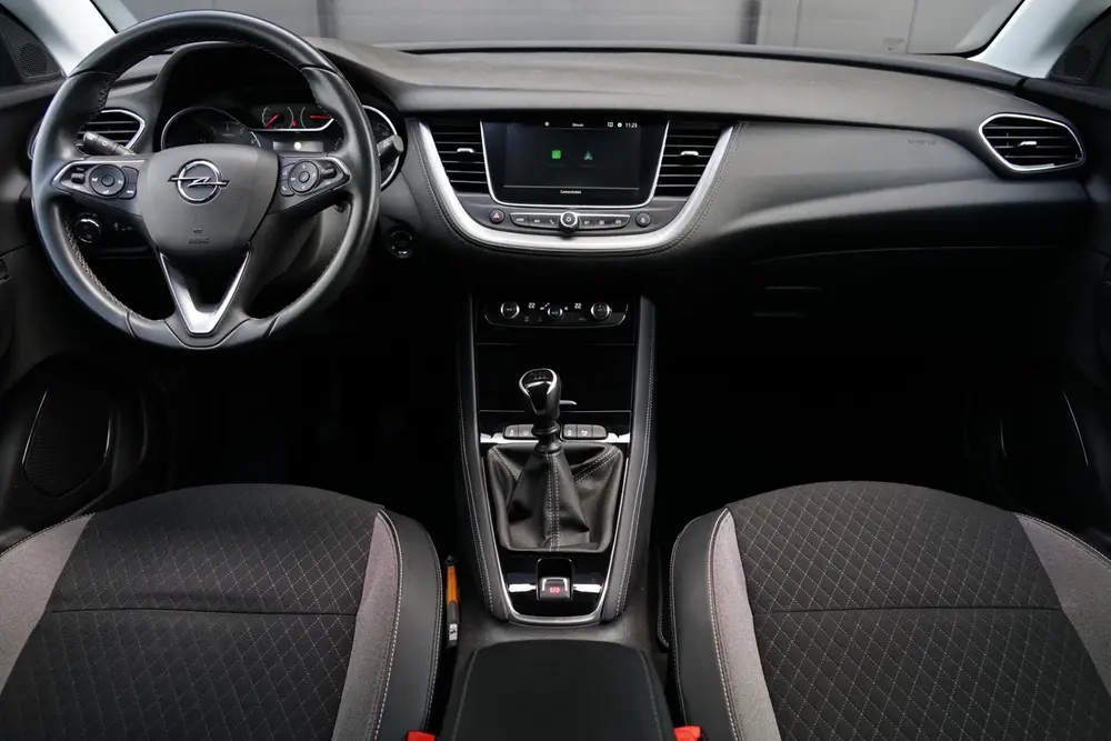 Opel Grandland X 1.2 Turbo Innovation uit 2019, foto 4