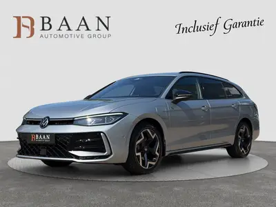 Volkswagen Passat Variant 1.5 eHybrid R-Line Edition|Full Op uit 2025