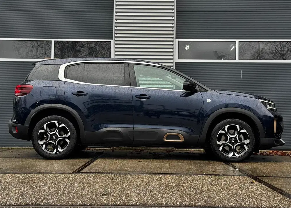 Citroën C5 Aircross Citroen C5 Aircross 1.6 Plug-in Hybrid 225 uit 2023, foto 7