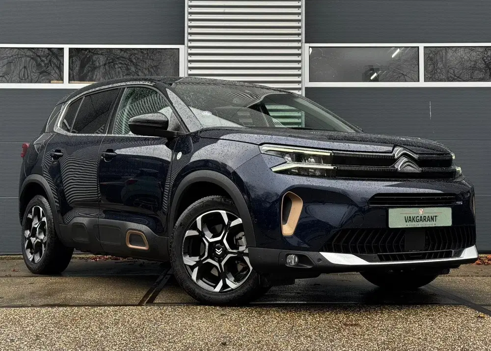 Citroën C5 Aircross Citroen C5 Aircross 1.6 Plug-in Hybrid 225 uit 2023, foto 8