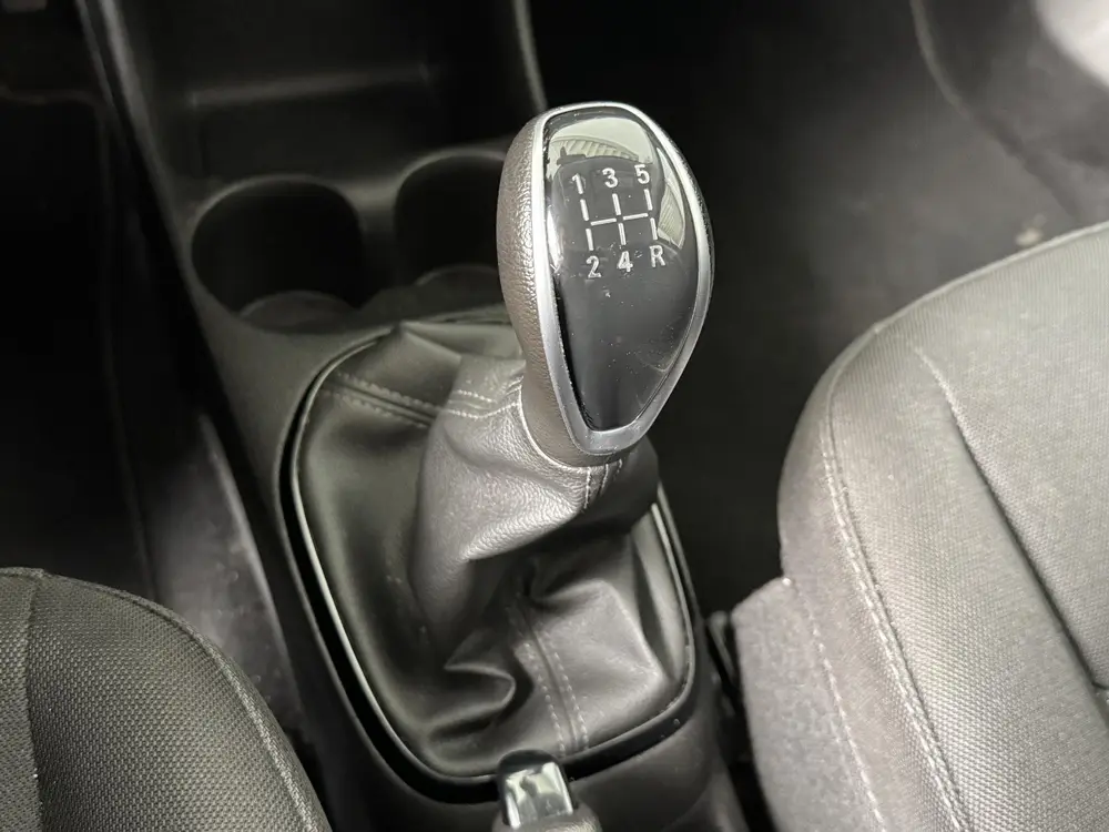 Opel Karl 1.0 Rocks Online Edition | Navigatie | Parkeersens uit 2019, foto 16