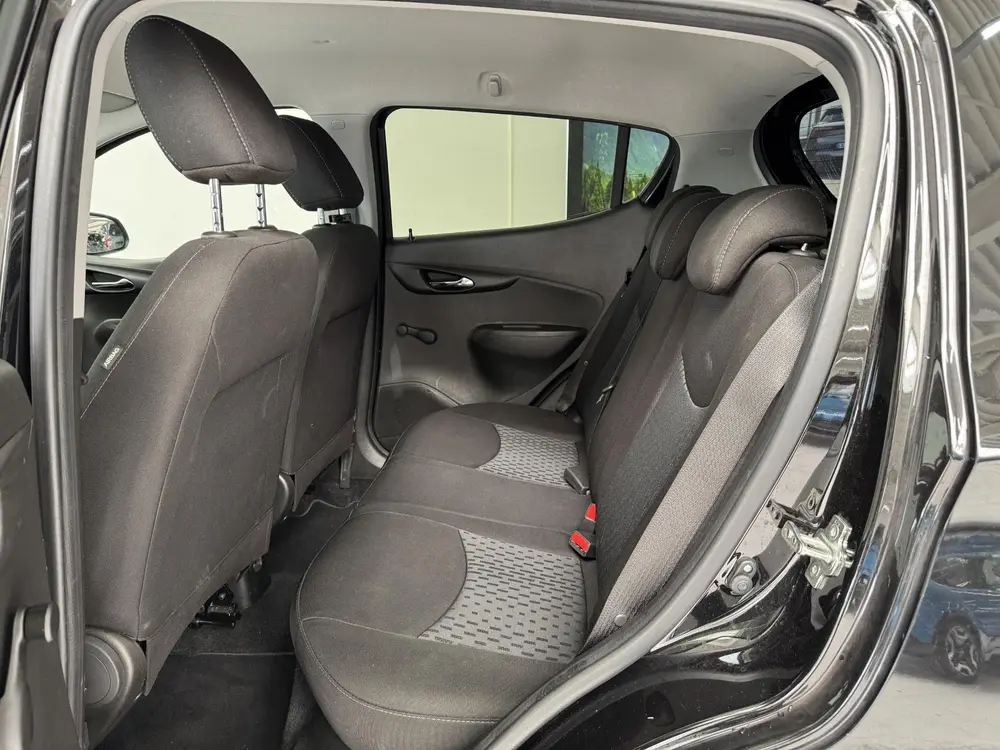 Opel Karl 1.0 Rocks Online Edition | Navigatie | Parkeersens uit 2019, foto 8