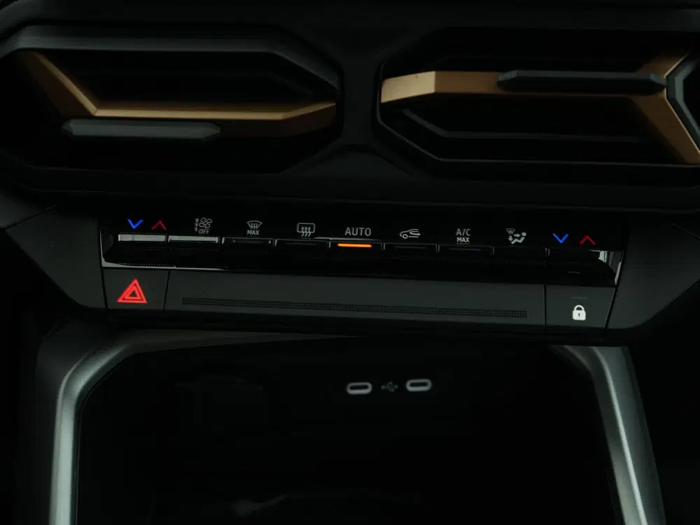 Dacia Bigster 1.8 HYBRID 155 EXTREME uit 2025, foto 10