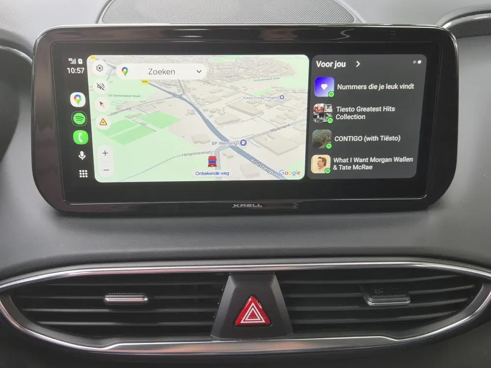 Hyundai SANTA FE 1.6 T-GDI PHEV Plug-in Premium Automaat uit 2022, foto 11