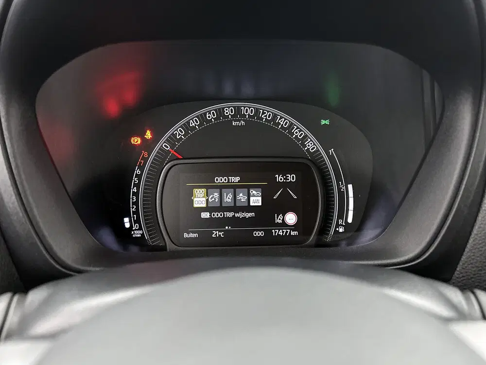 Toyota Aygo X 1.0 VVT-i MT Play uit 2025, foto 5