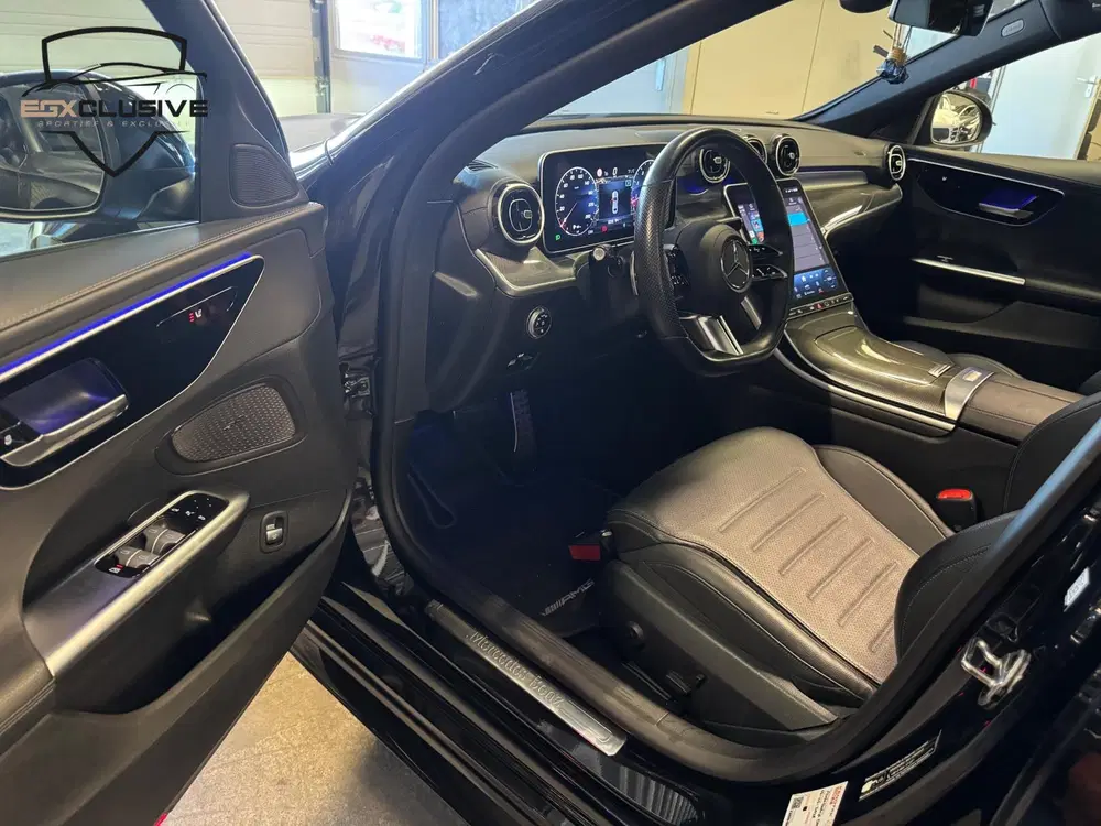 Mercedes-Benz C-Klasse 180 AMG Line Pano uit 2021, foto 17