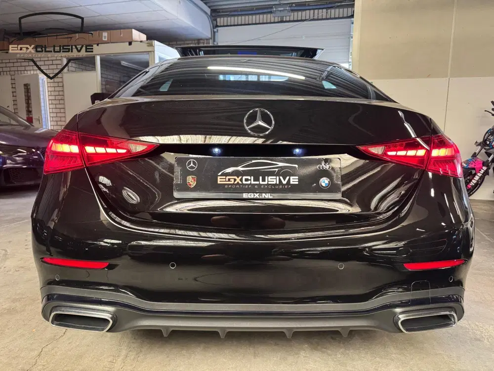 Mercedes-Benz C-Klasse 180 AMG Line Pano uit 2021, foto 3
