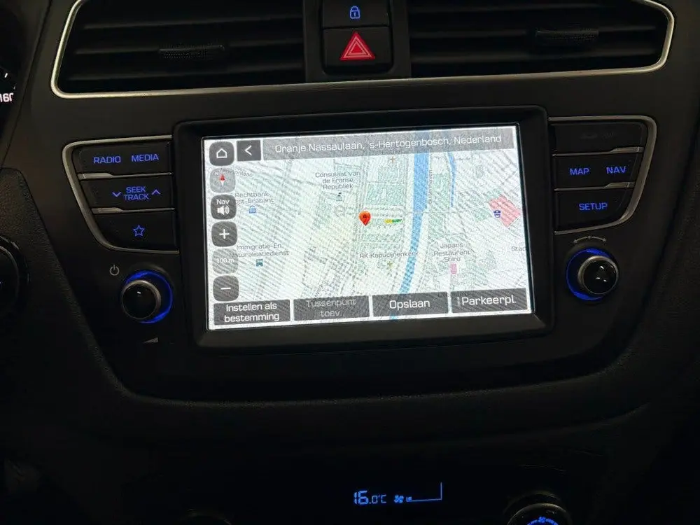 Hyundai I20 1.0 T-GDI PREMIUM / Navi / Cruise / Apple / Clim uit 2019, foto 15
