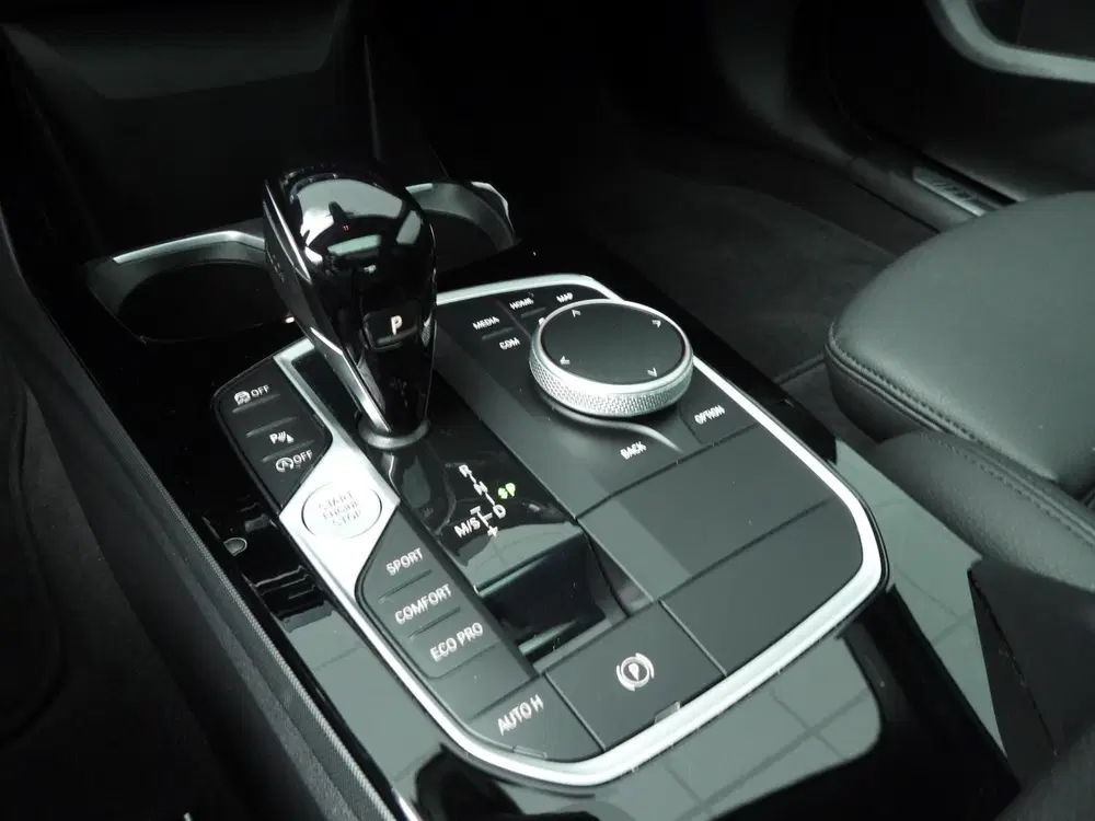 BMW 2-serie Gran Coupe 218i uit 2024, foto 16