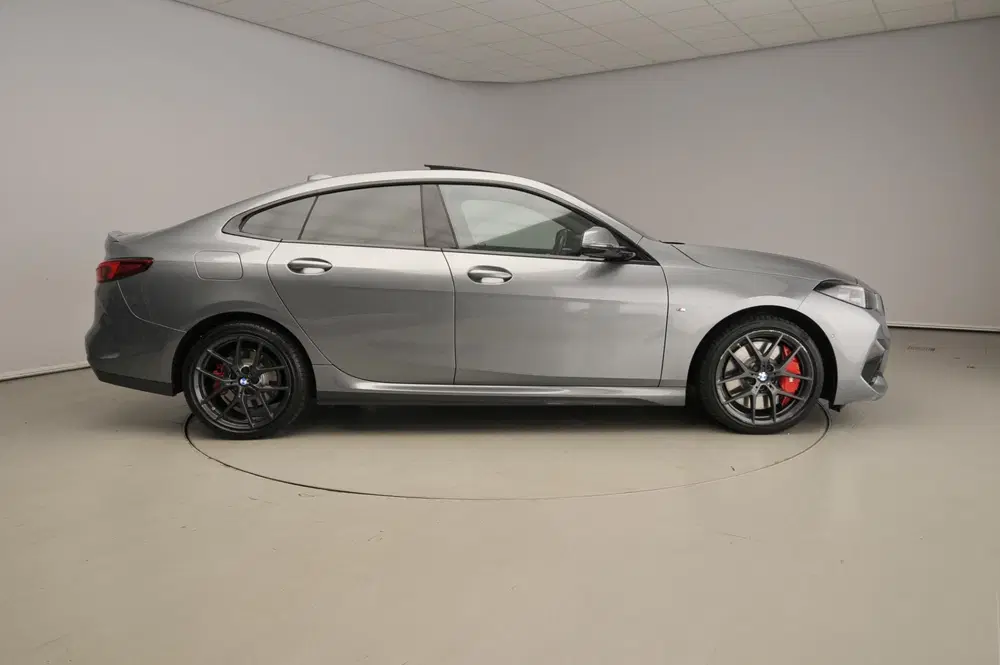 BMW 2-serie Gran Coupe 218i uit 2024, foto 4
