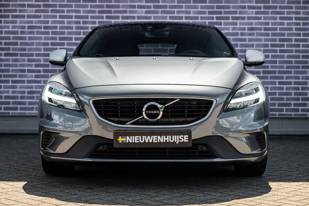 Volvo V40 1.5 T3 Polar+ Sport | R-Design | Harman Kardon Aud uit 2019, foto 10