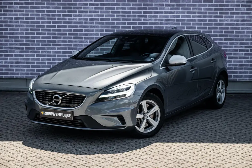 Volvo V40 1.5 T3 Polar+ Sport | R-Design | Harman Kardon Aud uit 2019, foto 16