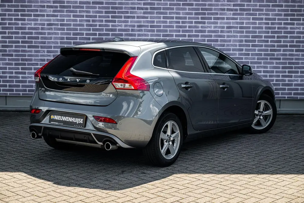 Volvo V40 1.5 T3 Polar+ Sport | R-Design | Harman Kardon Aud uit 2019, foto 17