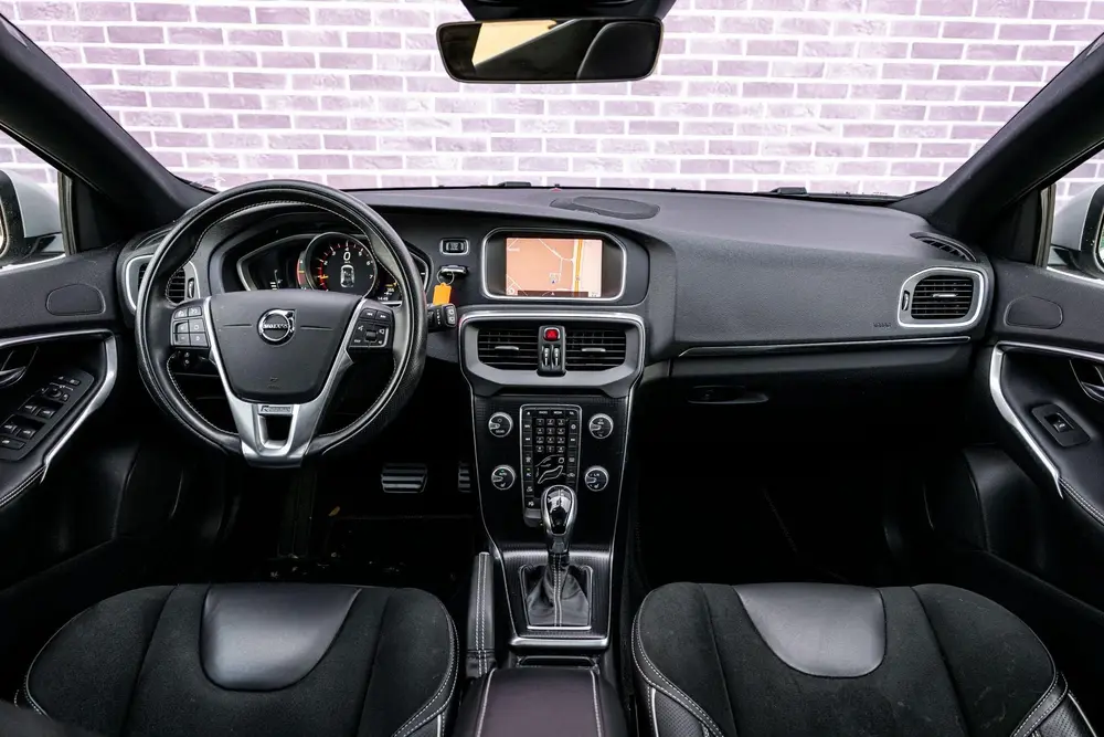 Volvo V40 1.5 T3 Polar+ Sport | R-Design | Harman Kardon Aud uit 2019, foto 7