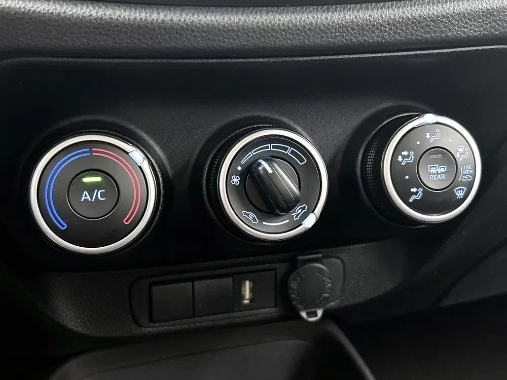 Toyota Aygo X 1.0 VVT-i MT Play uit 2023, foto 12
