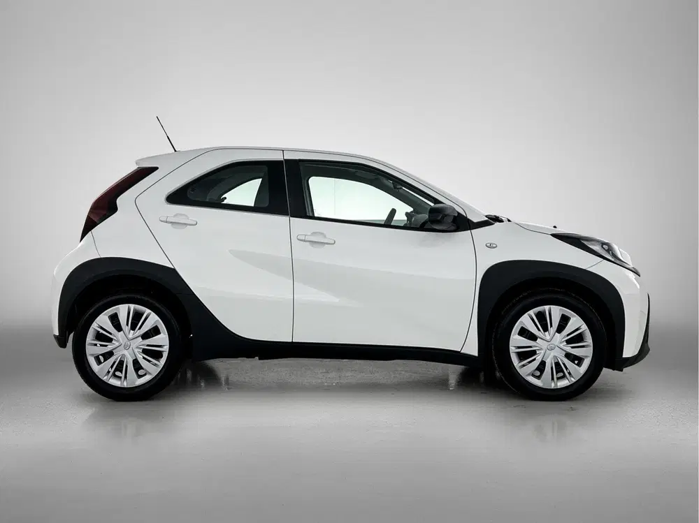 Toyota Aygo X 1.0 VVT-i MT Play uit 2023, foto 14
