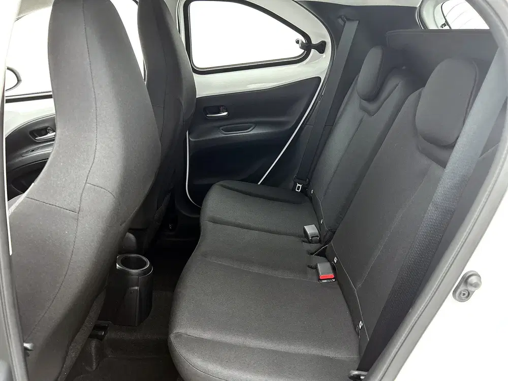 Toyota Aygo X 1.0 VVT-i MT Play uit 2023, foto 18