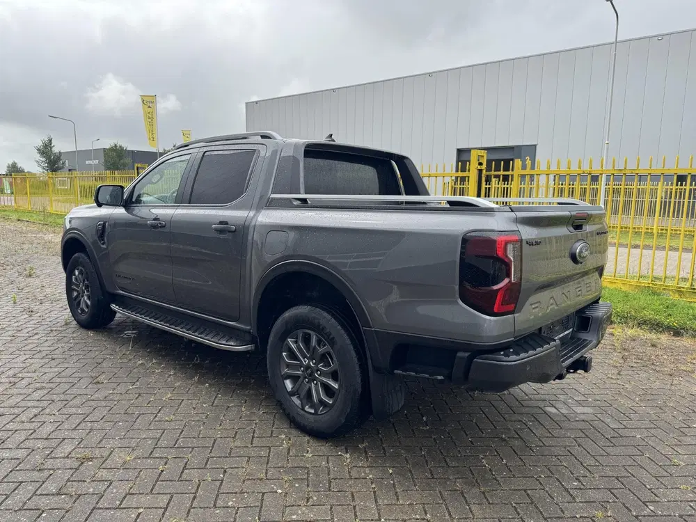 Ford Ranger 2.0 Super Cab EcoBlue Wildtrak uit 2024, foto 2