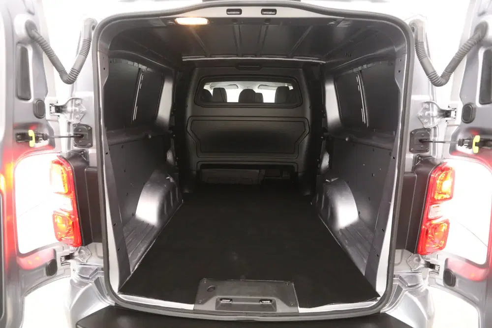 Peugeot Expert Long Premium 75 kWh L3H1 uit 2023, foto 4