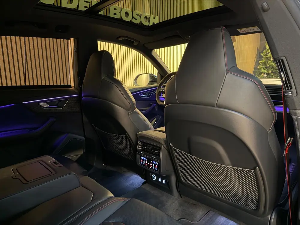 Audi RS Q8 4.0 TFSI Quattro uit 2020, foto 12