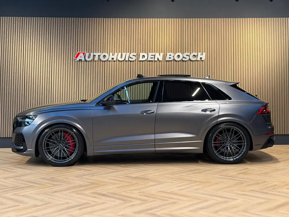 Audi RS Q8 4.0 TFSI Quattro uit 2020, foto 5