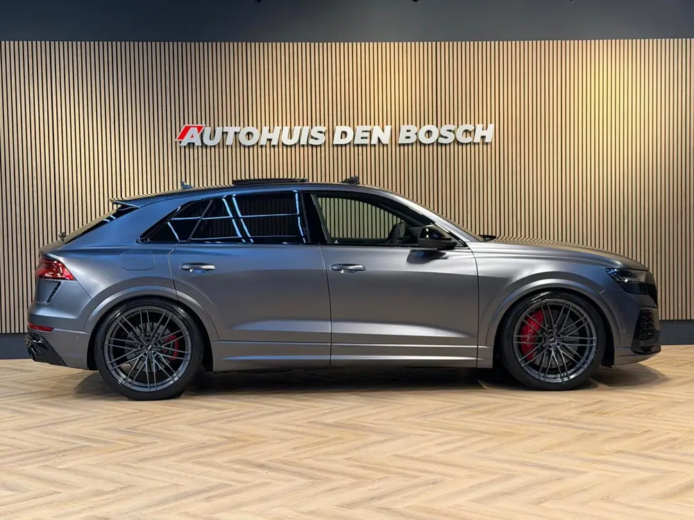 Audi RS Q8 4.0 TFSI Quattro uit 2020, foto 6