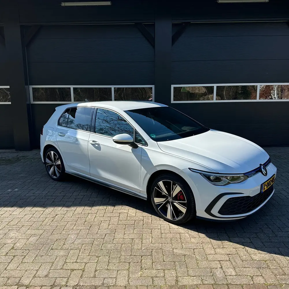 Volkswagen Golf 1.4 Ehybrid 245pk DSG 2021 Wit uit 2021