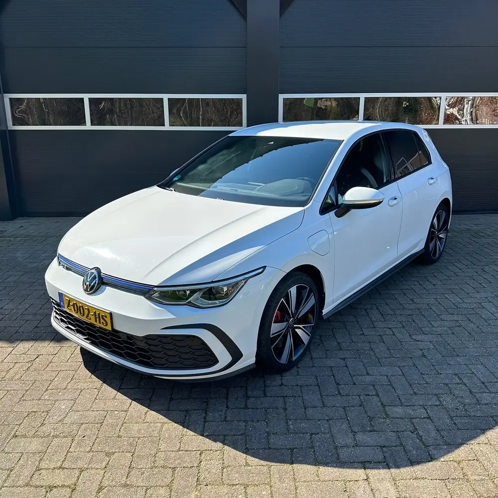 Volkswagen Golf 1.4 Ehybrid 245pk DSG 2021 Wit uit 2021, foto 2