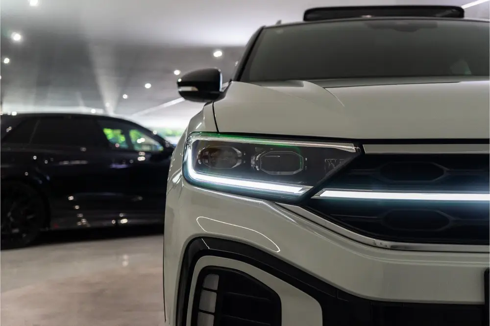 Volkswagen T-Roc 1.5 TSI 2x R-Line 150PK | Pano | Camera | I uit 2022, foto 9