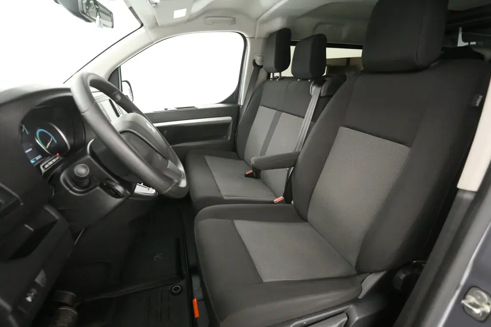 Fiat Scudo Peugeot E-Expert Long Premium 75 kWh L3H1 uit 2023, foto 12