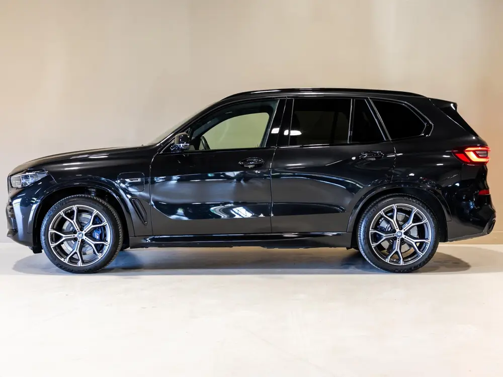 BMW X5 xDrive45e Executive M Pakket uit 2021, foto 3