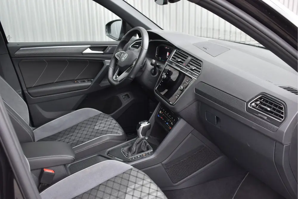 Volkswagen Tiguan 1.4 TSI eHybrid R-Line Business+ Virtual c uit 2023, foto 10