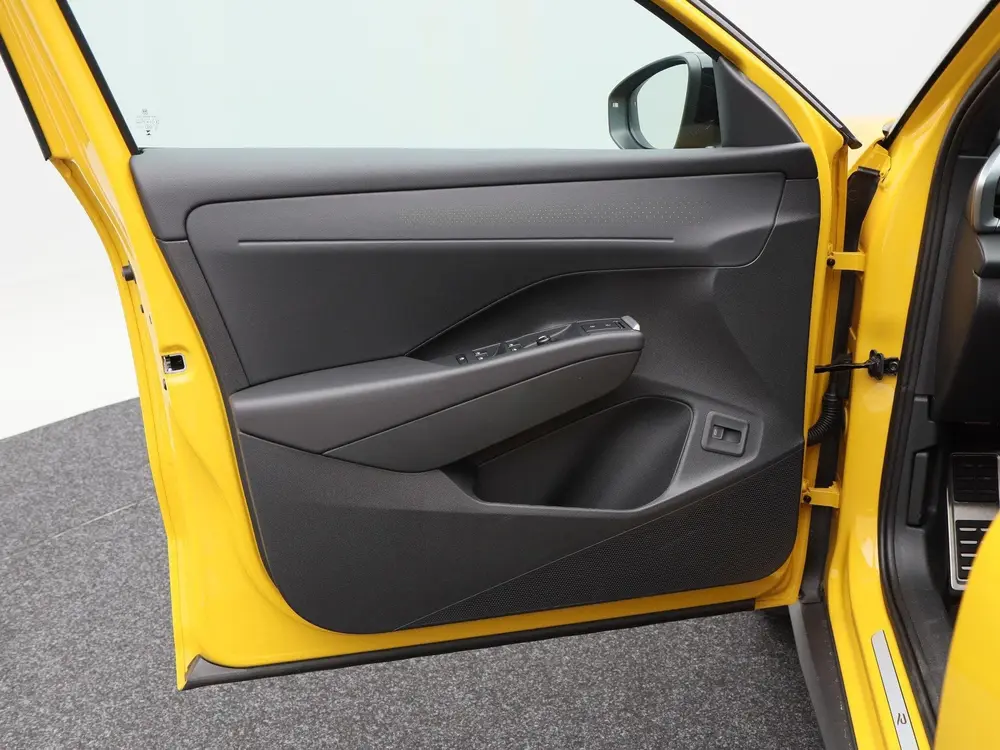 Volkswagen T-Roc R-Line First Edition 1.5 eTSI 150 PK | Trek uit 2026, foto 17
