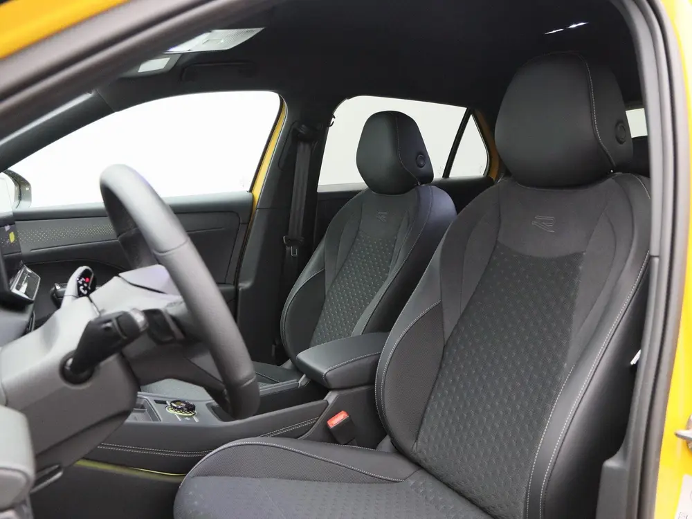 Volkswagen T-Roc R-Line First Edition 1.5 eTSI 150 PK | Trek uit 2026, foto 19