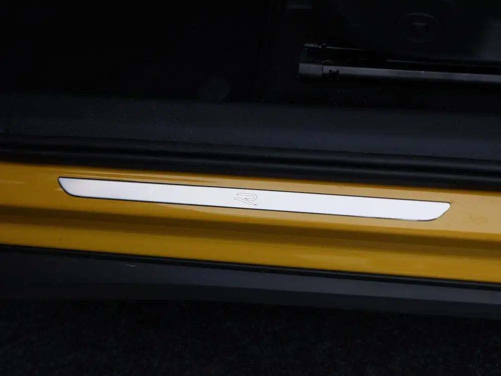 Volkswagen T-Roc R-Line First Edition 1.5 eTSI 150 PK | Trek uit 2026, foto 20