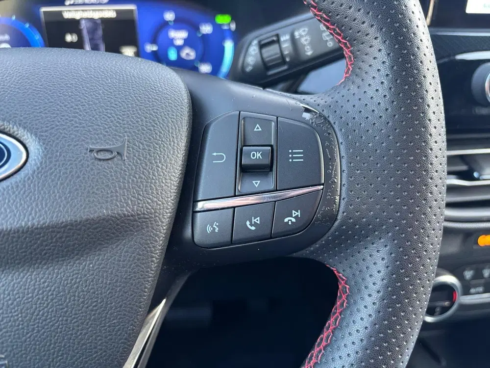 Ford Kuga 2.5 PHEV ST-Line uit 2022, foto 17