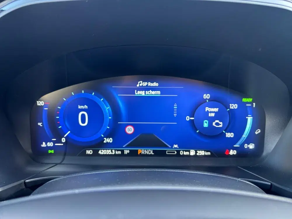 Ford Kuga 2.5 PHEV ST-Line uit 2022, foto 18