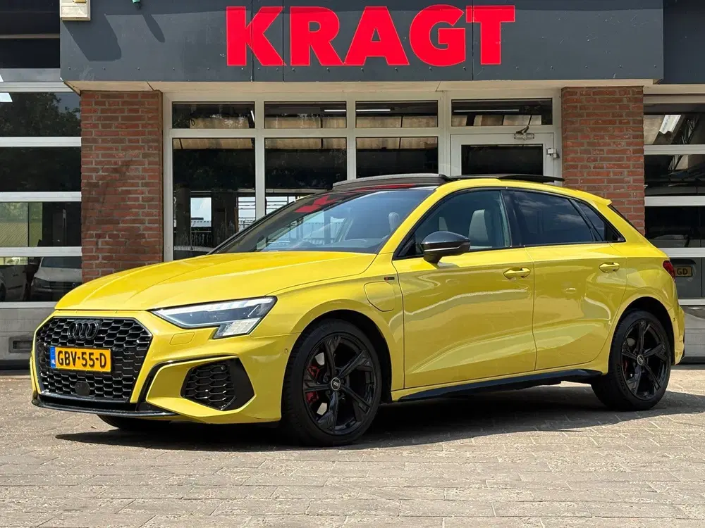 Audi A3 40 TFSI e Business edition uit 2020