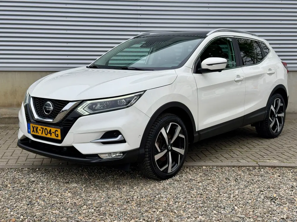 Nissan Qashqai 116pk Tekna + [ 1e eig. 27810 km ] uit 2019