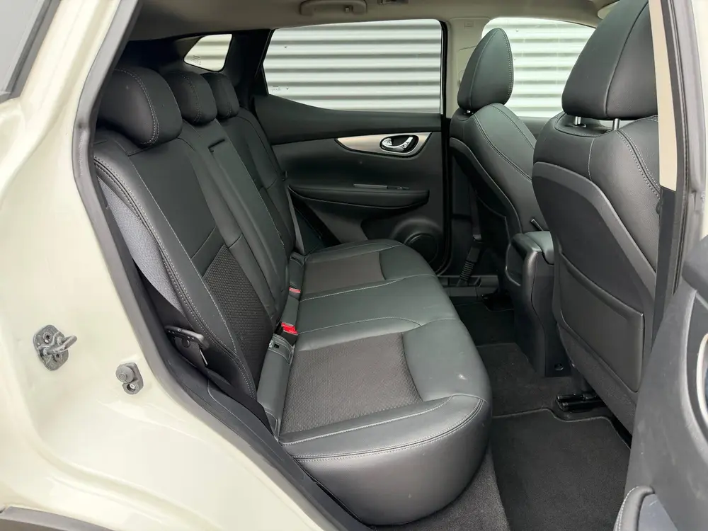 Nissan Qashqai 116pk Tekna + [ 1e eig. 27810 km ] uit 2019, foto 12