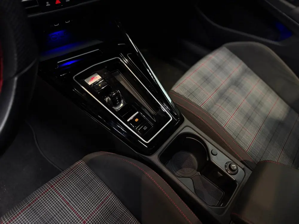 Volkswagen GOLF 2.0 TSI GTI |Pano|Matrix|Blindspot|Camera|Bo uit 2022, foto 19