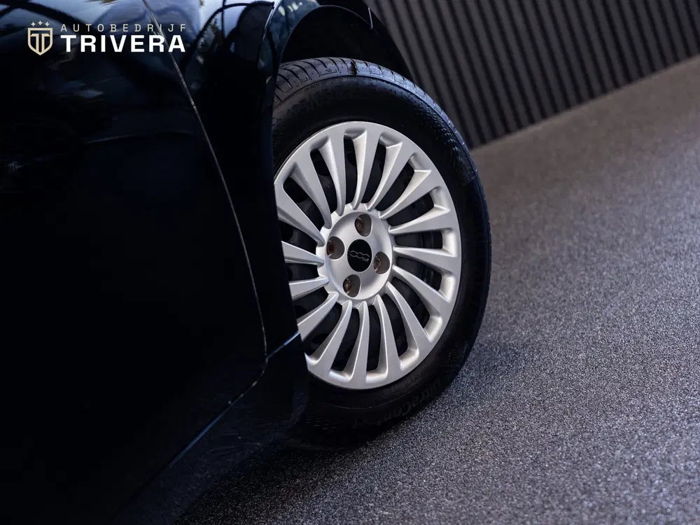 Fiat 500e 42 kWh Icon l SoH 95% l AUT l NAV l CLIMAT uit 2023, foto 13