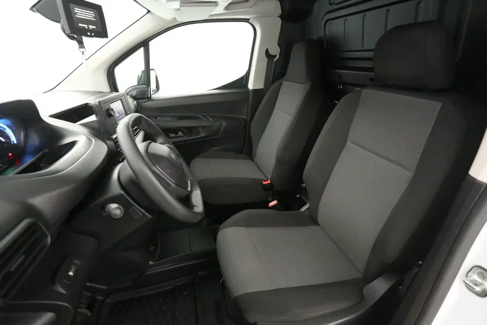 Peugeot Partner 136pk 50 kWh uit 2022, foto 11